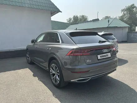 Audi Q8 2019 года за 38 000 000 тг. в Алматы – фото 3