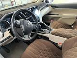 Toyota Camry 2020 года за 14 000 000 тг. в Жанаозен – фото 4