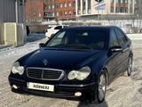 Mercedes-Benz C 240 2001 года за 3 190 000 тг. в Астана – фото 3