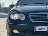 Mercedes-Benz C 240 2001 года за 3 190 000 тг. в Астана – фото 4