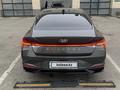 Hyundai Elantra 2023 года за 10 500 000 тг. в Атырау – фото 2