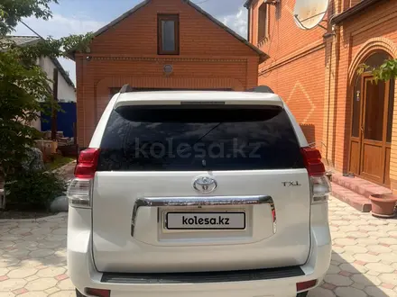 Toyota Land Cruiser Prado 2011 года за 13 797 000 тг. в Атырау – фото 7