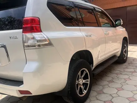 Toyota Land Cruiser Prado 2011 года за 13 797 000 тг. в Атырау – фото 8
