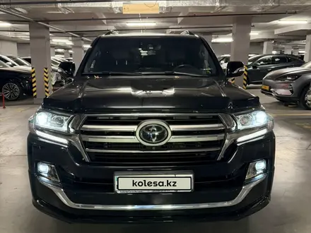 Toyota Land Cruiser 2018 года за 41 500 000 тг. в Алматы – фото 2