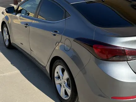 Hyundai Elantra 2015 года за 6 200 000 тг. в Актау – фото 3