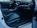 Toyota Camry 2019 года за 13 700 000 тг. в Костанай – фото 17