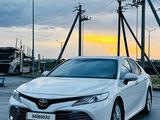 Toyota Camry 2019 года за 13 700 000 тг. в Костанай – фото 2