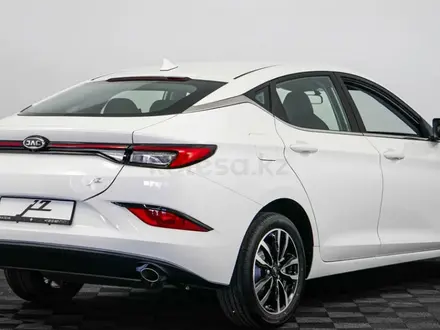 JAC J7 Comfort Plus 2025 года за 6 990 000 тг. в Астана – фото 4