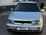 Volkswagen Golf 1999 годаүшін3 200 000 тг. в Алматы