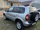 Chevrolet Niva 2015 года за 2 900 000 тг. в Уральск – фото 5