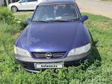 Opel Vectra 1996 года за 500 000 тг. в Уральск – фото 3