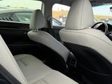 Lexus ES 300h 2018 года за 13 500 000 тг. в Алматы – фото 3