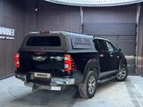 Toyota Hilux 2022 года за 26 000 000 тг. в Актобе – фото 4
