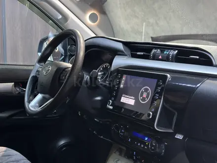 Toyota Hilux 2022 года за 26 000 000 тг. в Актобе – фото 6