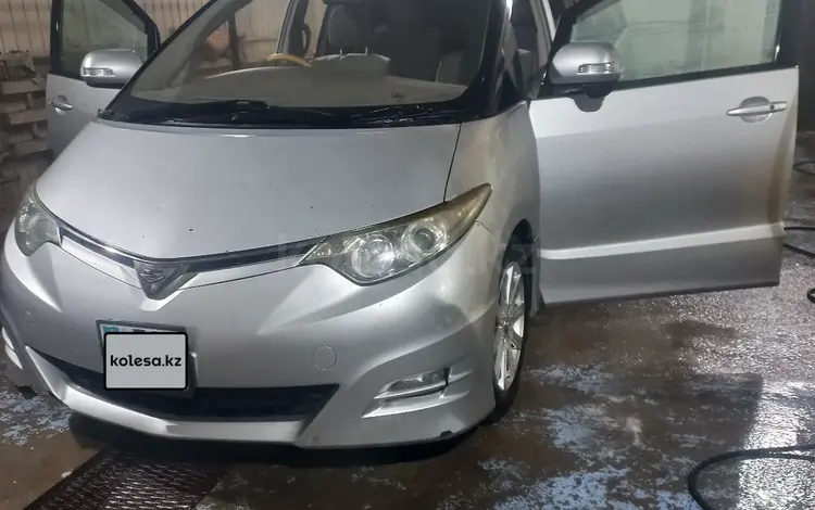 Toyota Estima 2008 года за 7 000 000 тг. в Астана