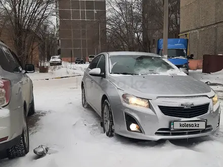 Chevrolet Cruze 2014 года за 4 300 000 тг. в Караганда – фото 2