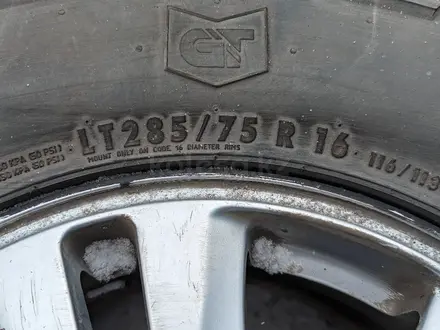 Диски с шинами грязевыми дёшево R16 ТЛК Toyotа за 120 000 тг. в Павлодар – фото 6