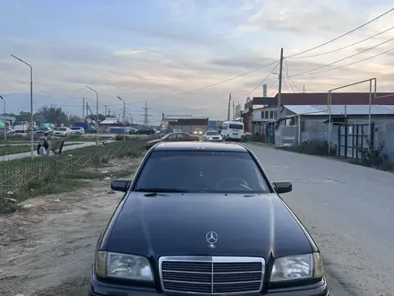 Mercedes-Benz C 220 1993 года за 2 200 000 тг. в Алматы – фото 4