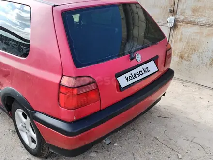 Volkswagen Golf 1994 года за 1 400 000 тг. в Актобе – фото 5