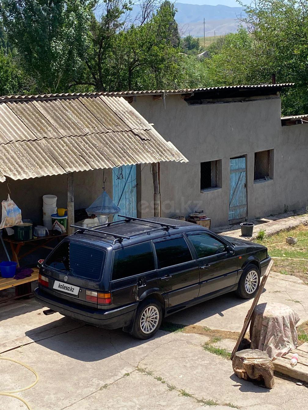 Volkswagen Passat 1991 г.