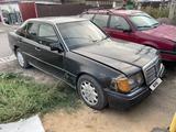 Mercedes-Benz E 230 1990 года за 500 000 тг. в Караганда – фото 4