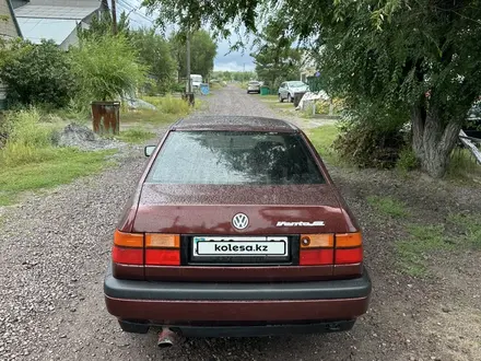 Volkswagen Vento 1992 года за 1 400 000 тг. в Караганда – фото 4