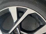 Комплект дисков с зимней резиной 235/60 R18 за 425 000 тг. в Караганда – фото 4