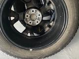 Комплект дисков с зимней резиной 235/60 R18 за 425 000 тг. в Караганда – фото 5