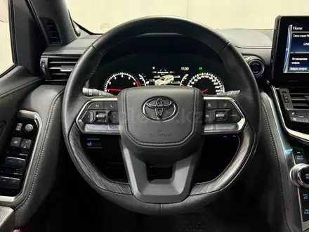 Toyota Land Cruiser Premium+ 2022 года за 52 300 000 тг. в Алматы – фото 13