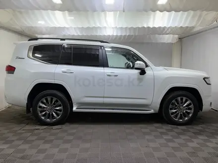 Toyota Land Cruiser Premium+ 2022 года за 52 300 000 тг. в Алматы – фото 17