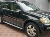 Mercedes-Benz GL 550 2007 годаүшін8 600 000 тг. в Алматы – фото 2