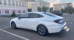 Hyundai Sonata 2022 года за 10 300 000 тг. в Уральск – фото 5