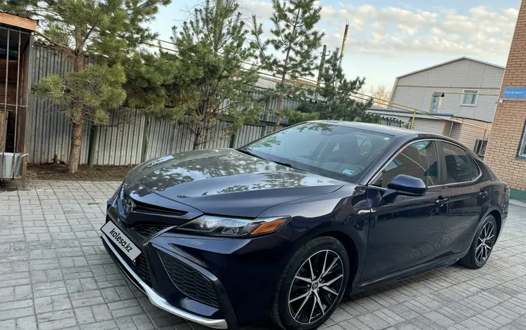 Toyota Camry 2021 годаfor15 000 000 тг. в Астана