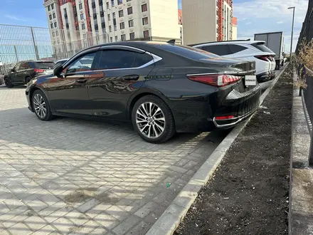 Lexus ES 250 2021 года за 22 000 000 тг. в Атырау – фото 5