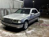 Mercedes-Benz C 200 1995 годаfor1 700 000 тг. в Балхаш – фото 2