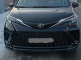 Toyota Sienna 2022 годаfor25 000 000 тг. в Алматы