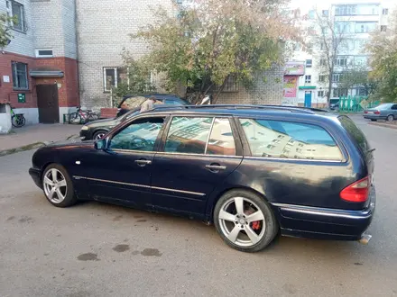 Mercedes-Benz E 230 1997 года за 2 300 000 тг. в Астана – фото 3