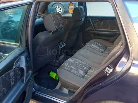 Mercedes-Benz E 230 1997 года за 2 300 000 тг. в Астана – фото 6