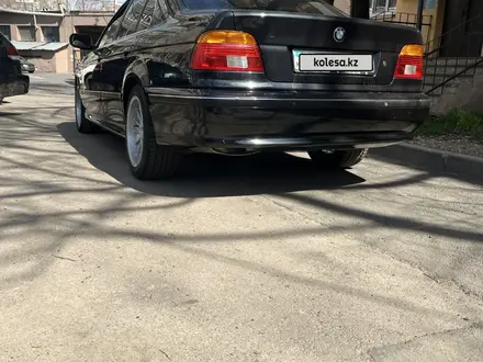 BMW 528 1999 года за 5 200 000 тг. в Алматы – фото 6