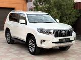 Toyota Land Cruiser Prado 2022 годаүшін23 500 000 тг. в Атырау