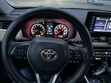 Toyota RAV4 2022 года за 14 500 000 тг. в Актау – фото 2
