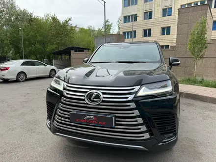 Lexus LX 600 2022 годаүшін68 500 000 тг. в Астана