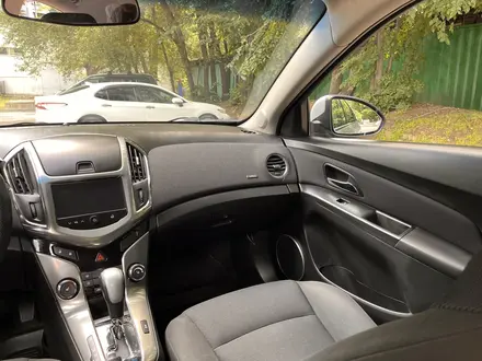 Chevrolet Cruze 2013 года за 4 000 000 тг. в Алматы – фото 15