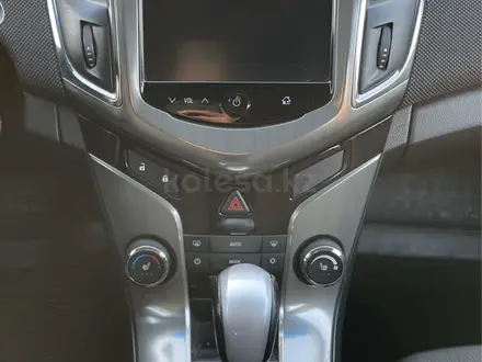 Chevrolet Cruze 2013 года за 4 000 000 тг. в Алматы – фото 17