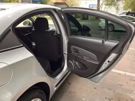 Chevrolet Cruze 2013 года за 4 000 000 тг. в Алматы – фото 33