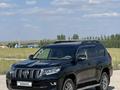 Toyota Land Cruiser Prado 2018 годаfor22 500 000 тг. в Актобе – фото 3