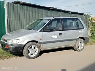 Mitsubishi Space Wagon