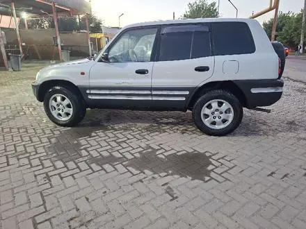 Toyota RAV4 1996 года за 2 800 000 тг. в Алматы – фото 4
