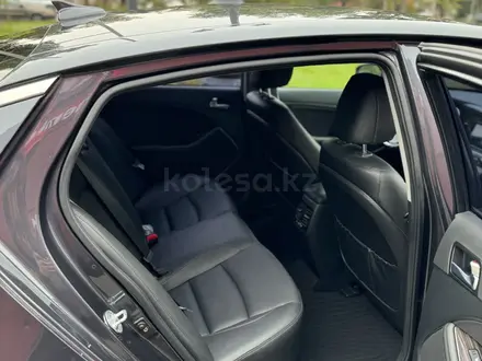 Kia K5 2014 года за 8 600 000 тг. в Алматы – фото 13