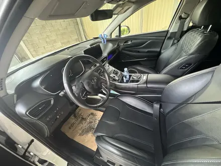 Hyundai Santa Fe 2023 года за 16 500 000 тг. в Алматы – фото 22